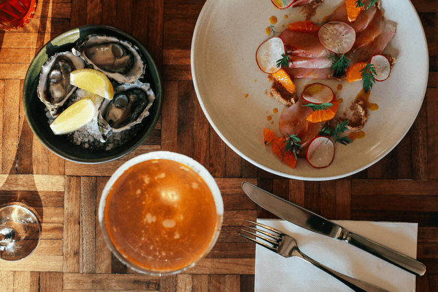 A meal consisting of fish and mussels.